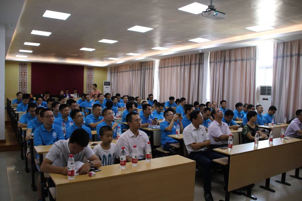 17.10.01 opta官网成功举办2003级校友毕业十周年聚会5d944b190f736492 17.10.01 opta官网成功举办2003级校友毕业十周年聚会5d944b190f736492